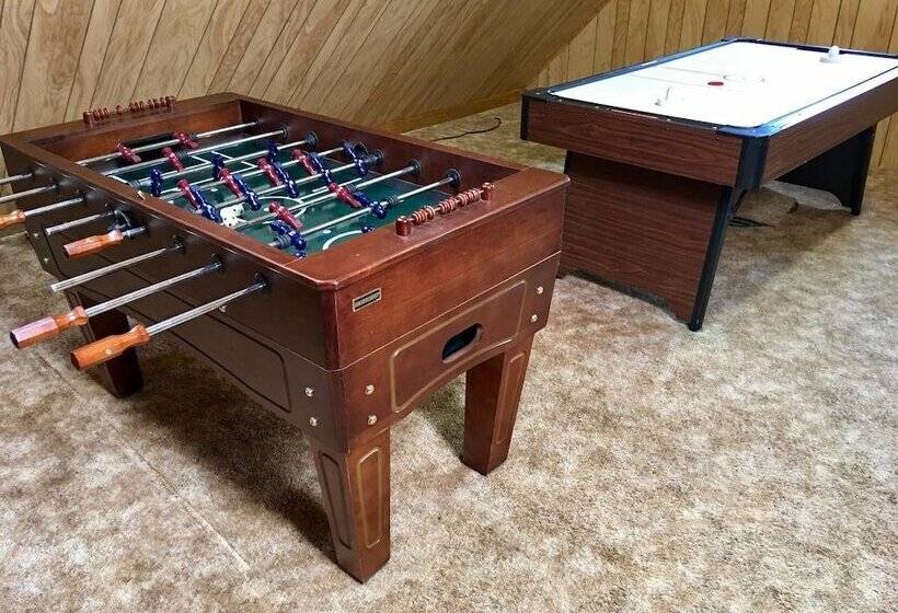 Whispering Pines Cabin Retreat