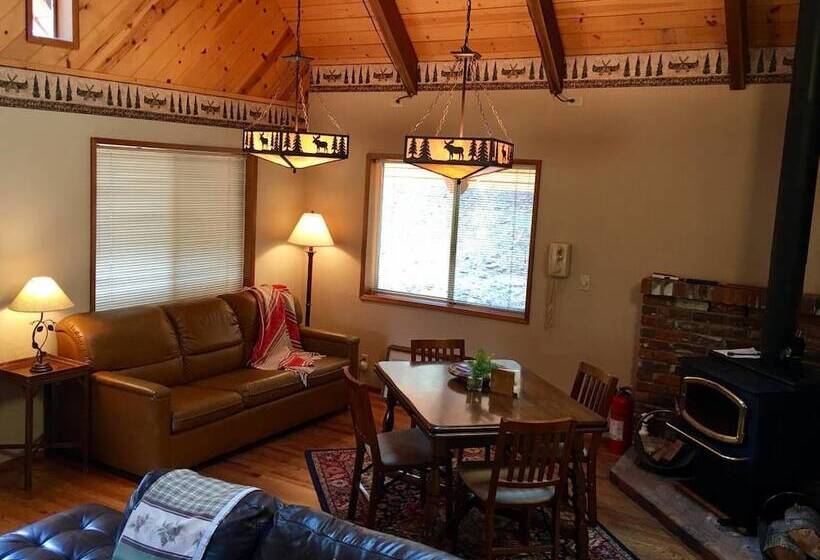 Whispering Pines Cabin Retreat