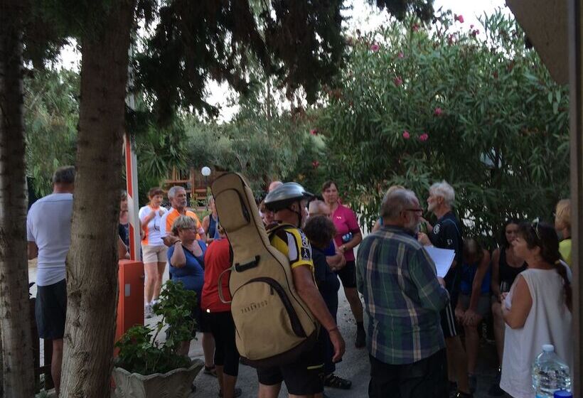 Отель Camping Valle Dei Templi