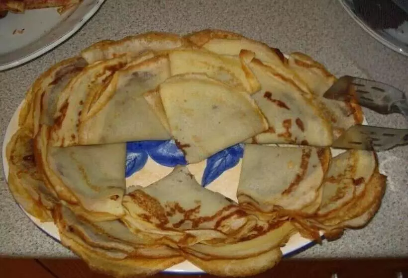 Hotel Eleana Studios