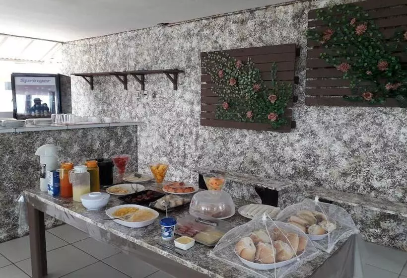 Hotelli Pousada Flor Do Caribe