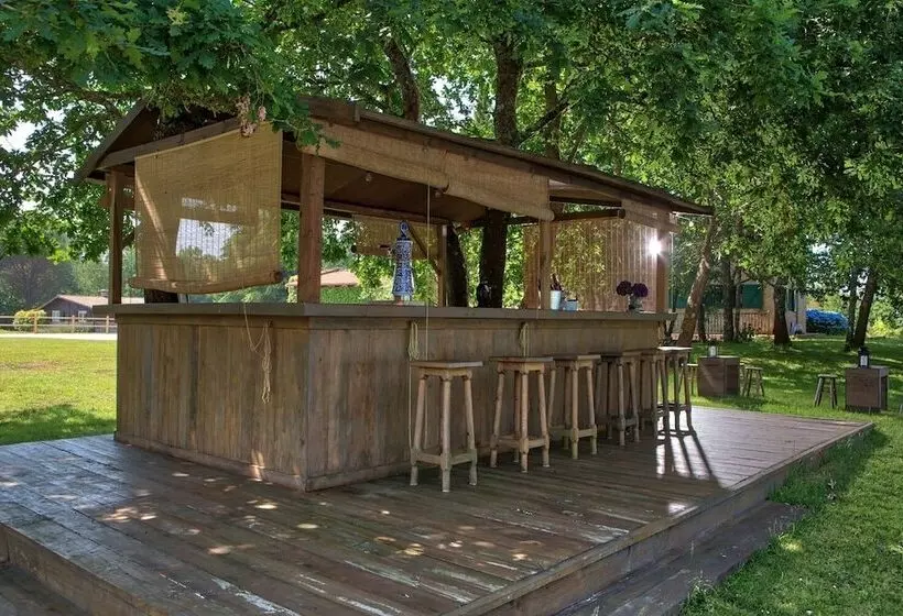 田舎風ホテル Holacamp Camino