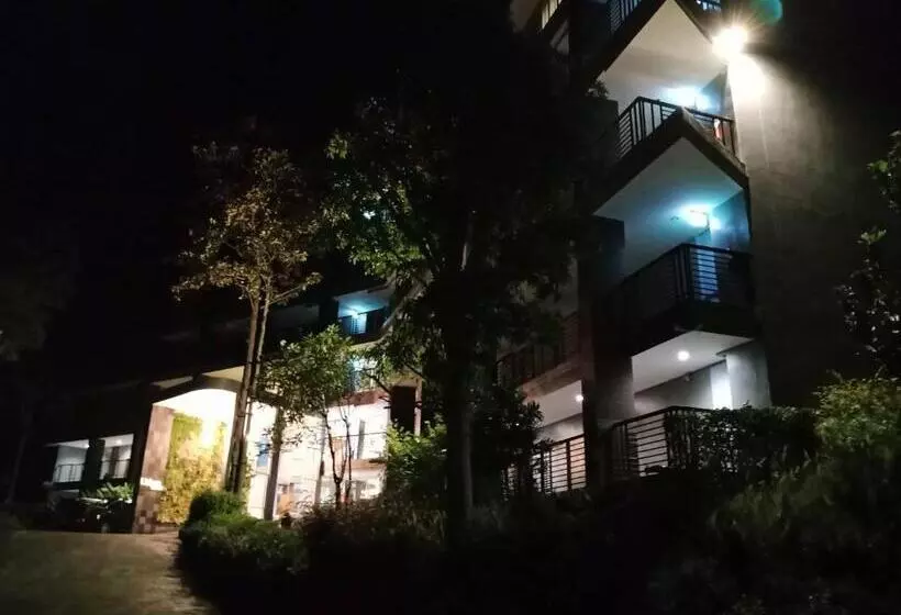 Hotelli Urban Maerim