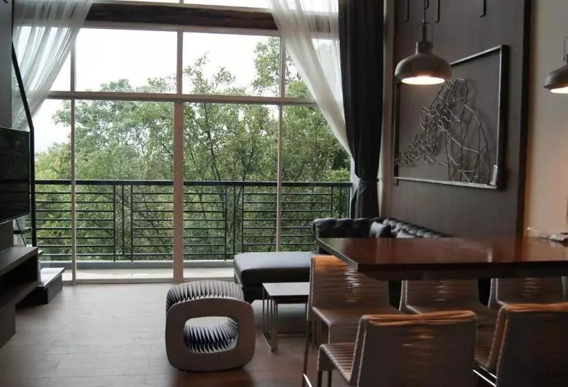 Hotelli Urban Maerim