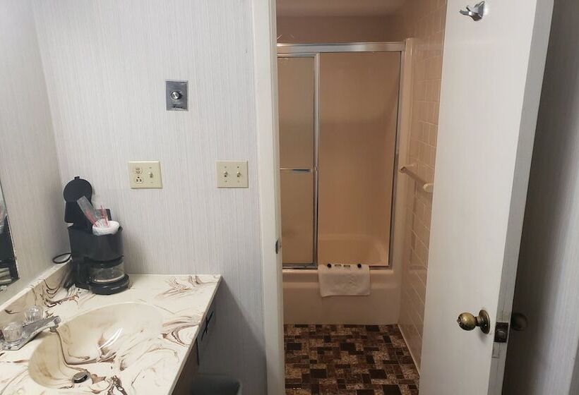 فندق على الطريق Americas Best Value Inn Stearns