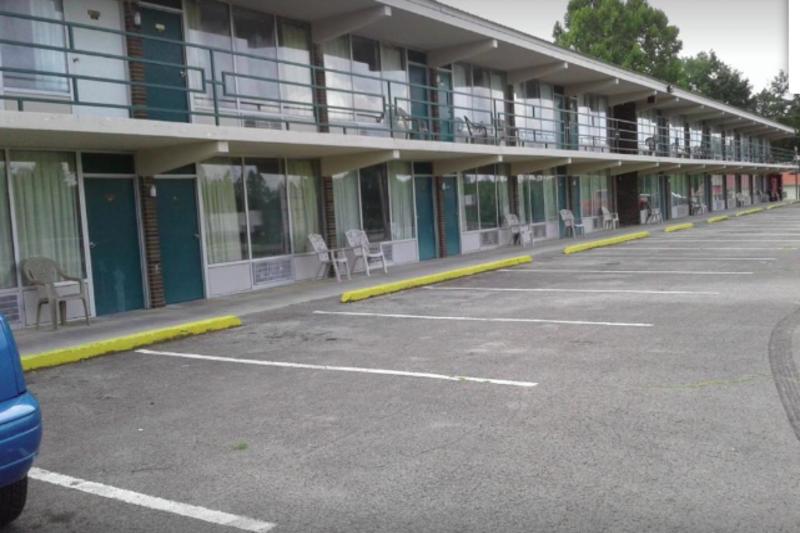 فندق على الطريق Americas Best Value Inn Stearns