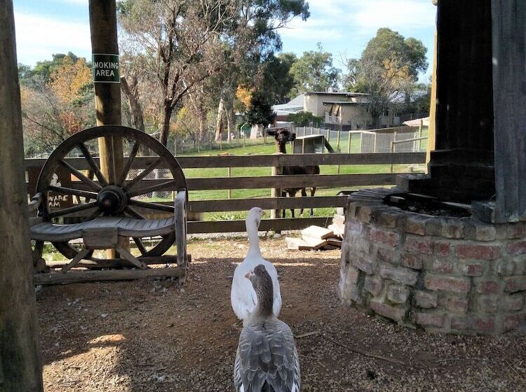 Pensión A Twist Of Willow