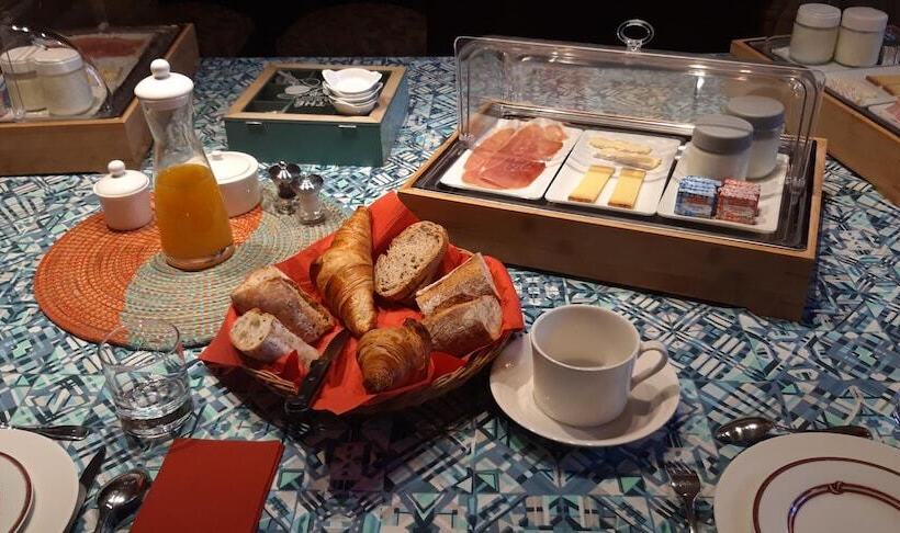 Bed and Breakfast Manoir De Truhelin, à 2 Pas Du Golfe Du Morbihan