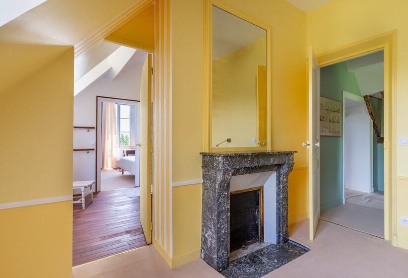 Bed and Breakfast Manoir De Truhelin, à 2 Pas Du Golfe Du Morbihan