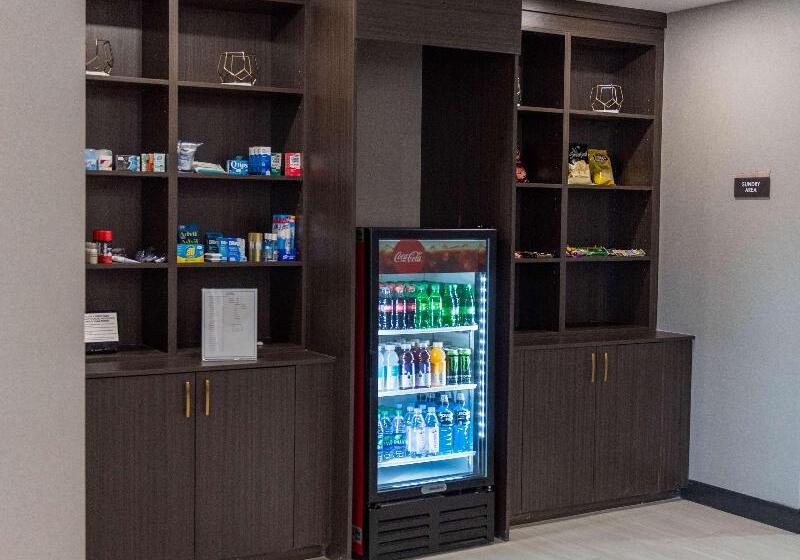 هتل Best Western Premier Executive Residency Medicine Hat