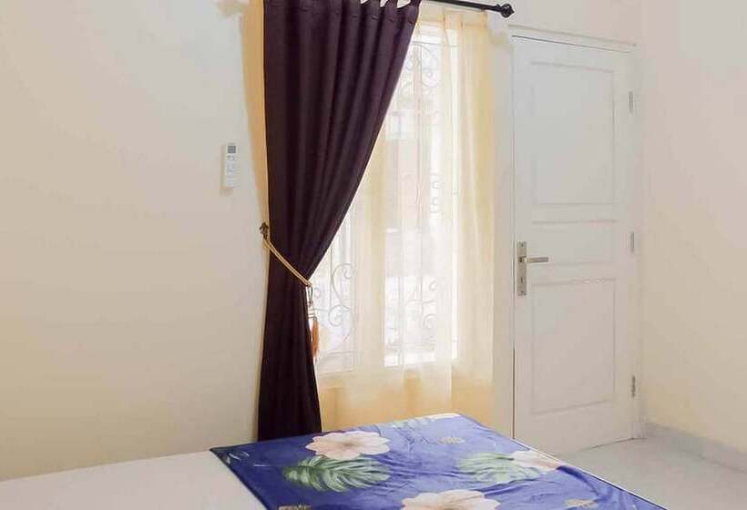 בית מלון כפרי Koolkost Syariah @ Cimahpar Bogor