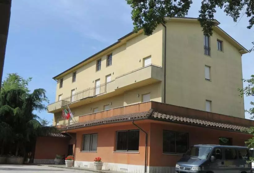 Hotelli Ostello Settecolli Sport