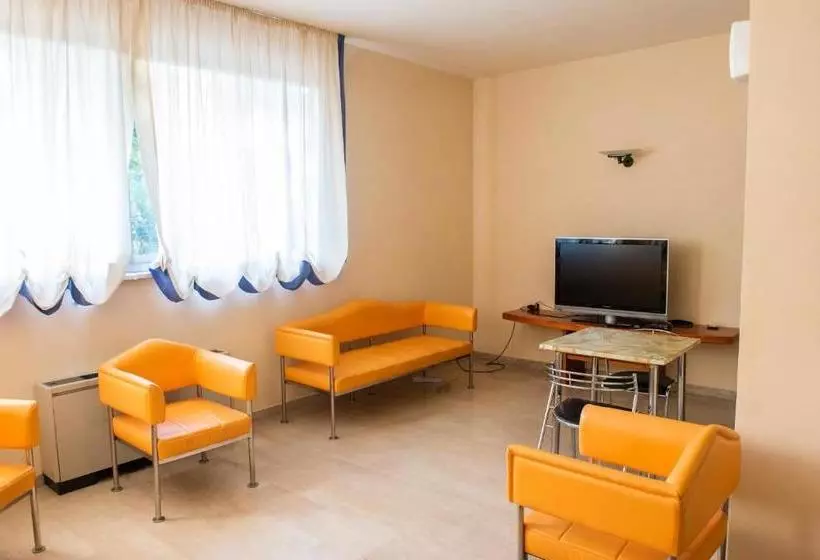 Hotelli Ostello Settecolli Sport