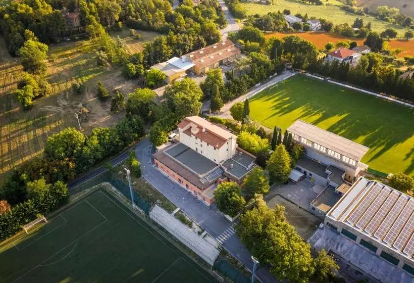 Hotelli Ostello Settecolli Sport