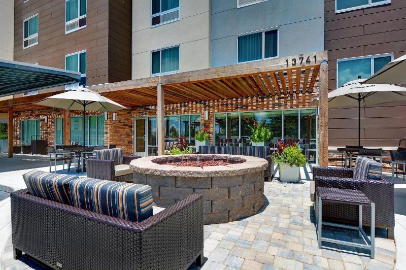 هتل Towneplace Suites By Marriott Jacksonville East