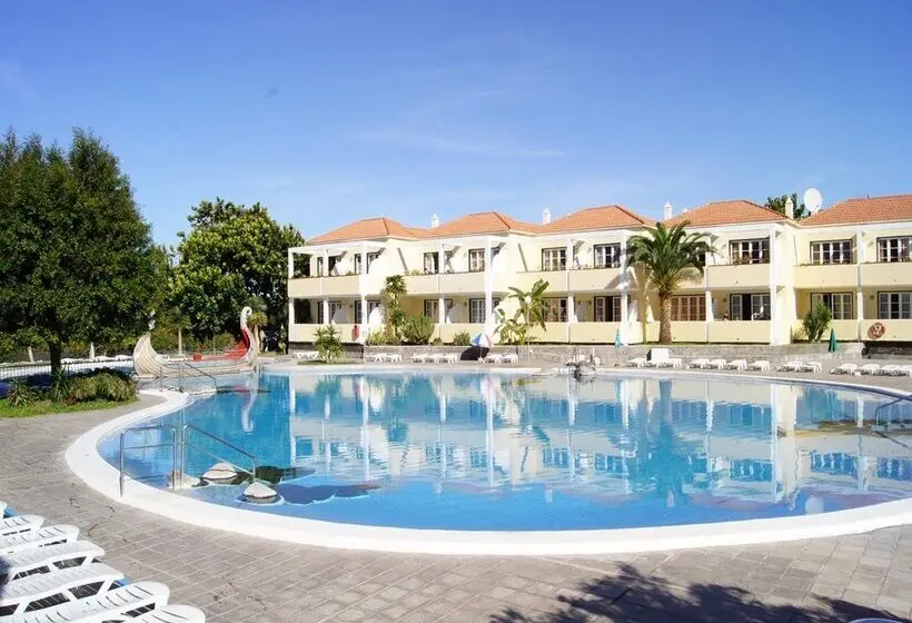 Checkin Apartamentos Laurisilva