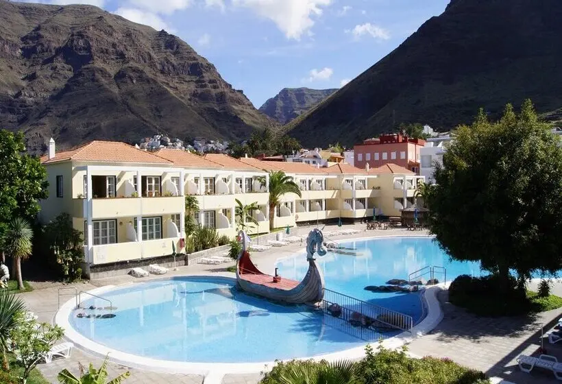 Checkin Apartamentos Laurisilva