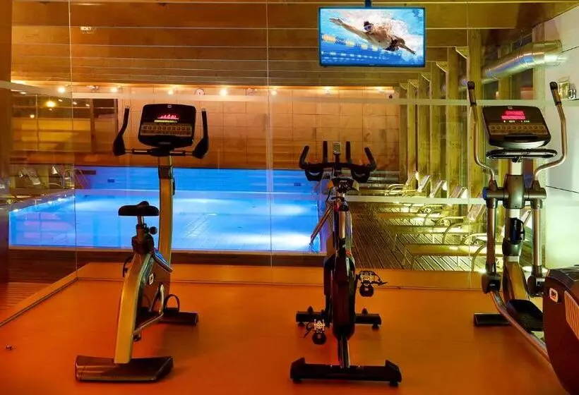 Отель Abba Burgos