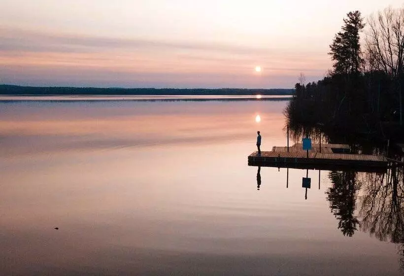호텔 Auberge Du Lac Taureau