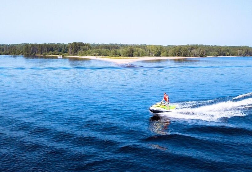 فندق Auberge Du Lac Taureau