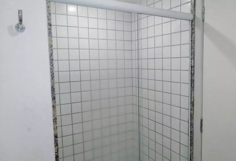 Отель Bristol Praia Do Canto Apart