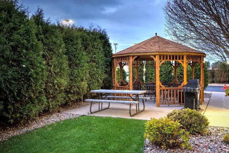 هتل Candlewood Suites Appleton, An Ihg