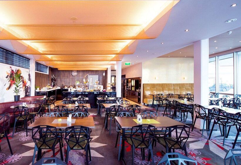 Clarion Collection Hotel Aurora