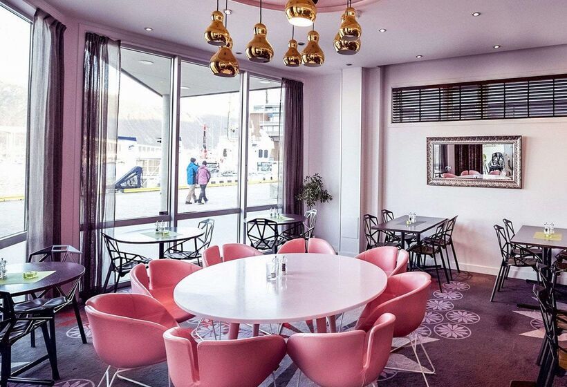 Clarion Collection Hotel Aurora