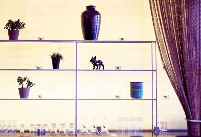 Clarion Collection Hotel Aurora