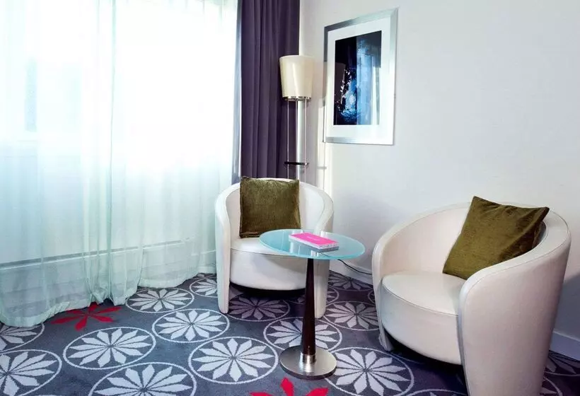 Clarion Collection Hotel Aurora