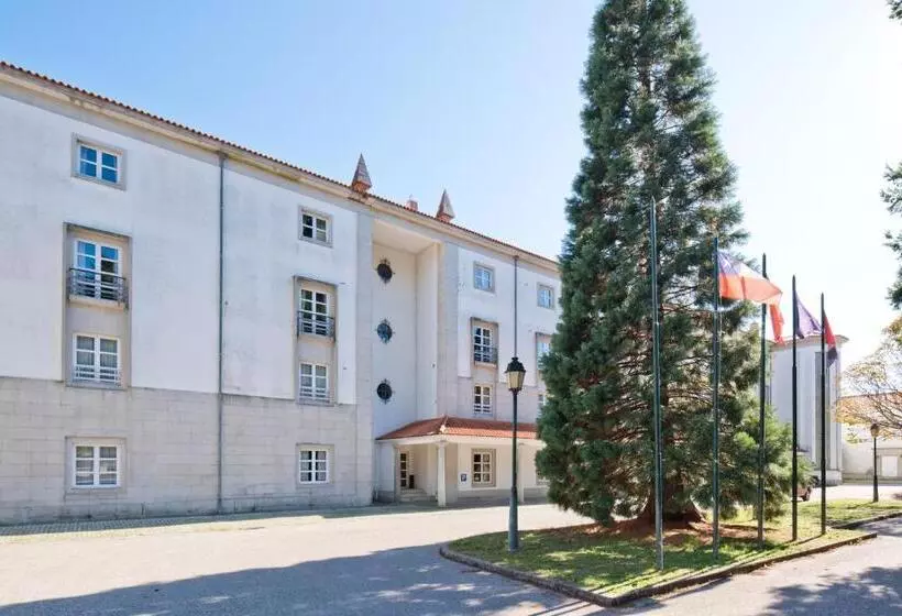 호텔 Golden Tulip Caramulo