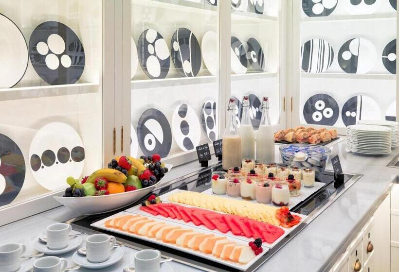 Hotel H10 Universitat