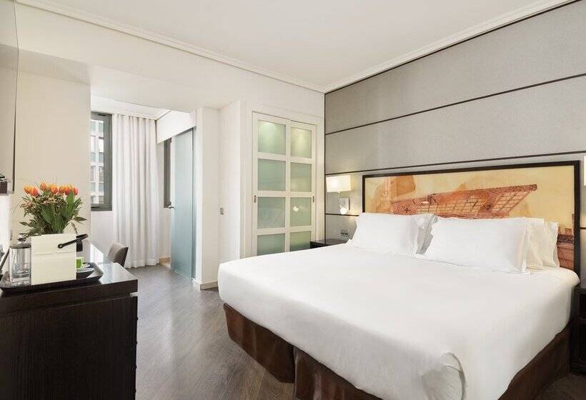 Hotel H10 Universitat