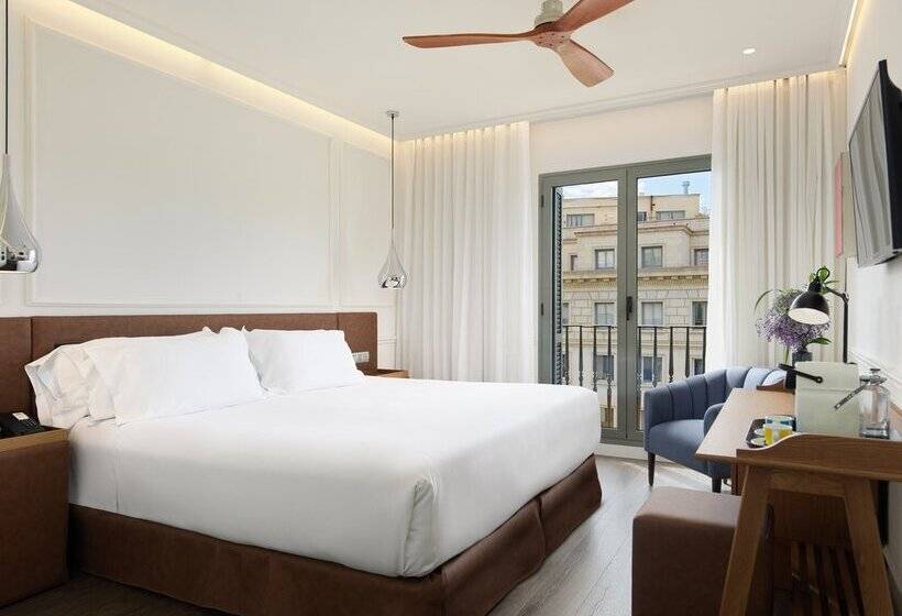 Hotel H10 Universitat