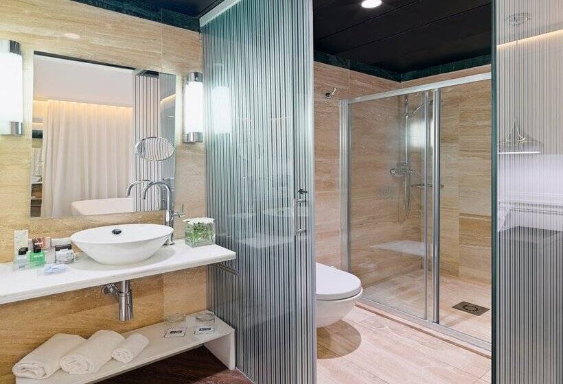 Hotel H10 Universitat