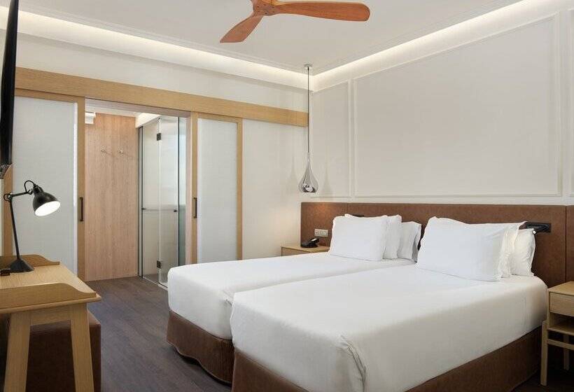 Hotel H10 Universitat