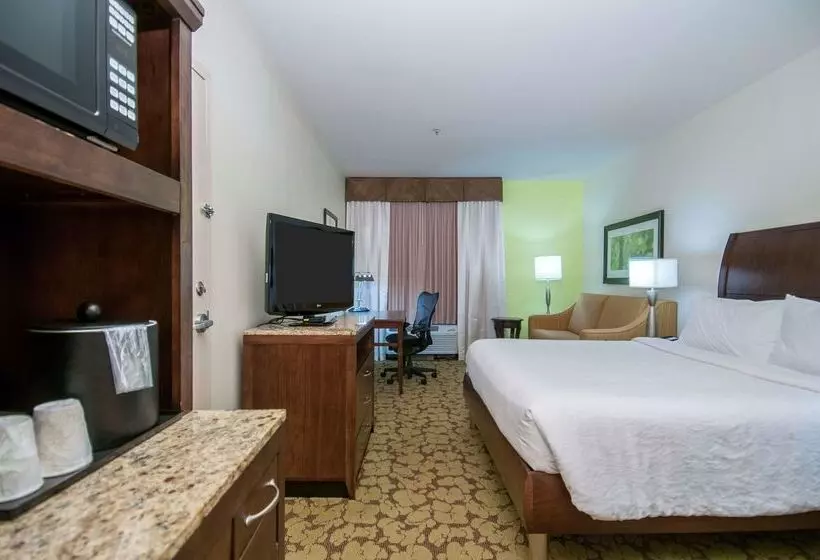 هتل Wyndham Garden New Orleans Airport