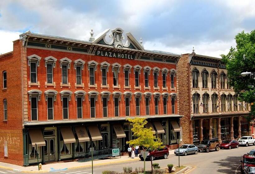 فندق Historic Plaza