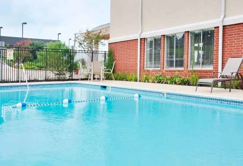 Holiday Inn Express Hotel & Suites Livingston By Ihg