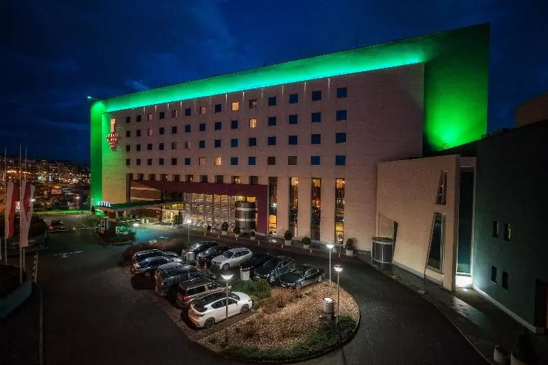 Hotell Hp Park Plaza