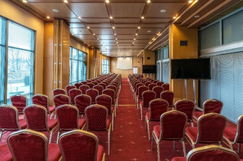 هتل Hp Park Plaza