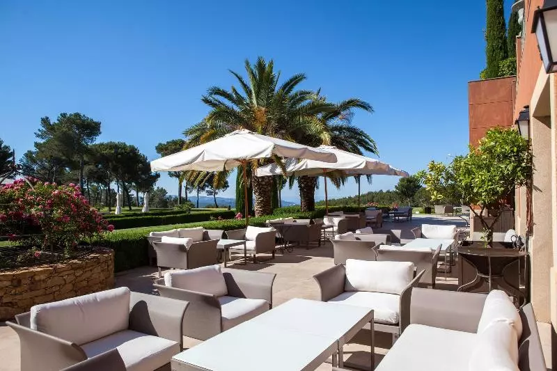 ホテル L'Hôtel & Spa du Castellet