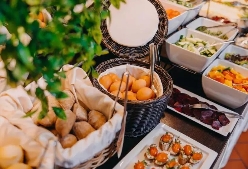 Louis Leger   Czech Leading Hotels