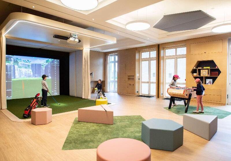 هتل Mercure Chantilly Resort & Conventions