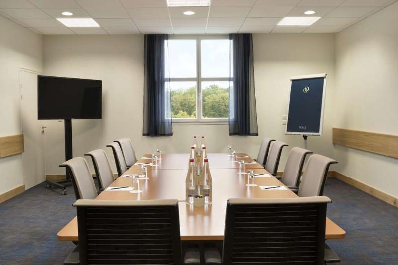 هتل Mercure Chantilly Resort & Conventions