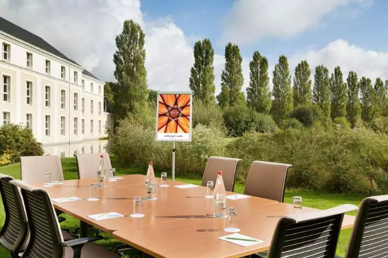 Hôtel Mercure Chantilly Resort & Conventions