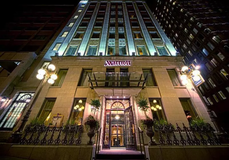هتل Marriott Quebec City Downtown