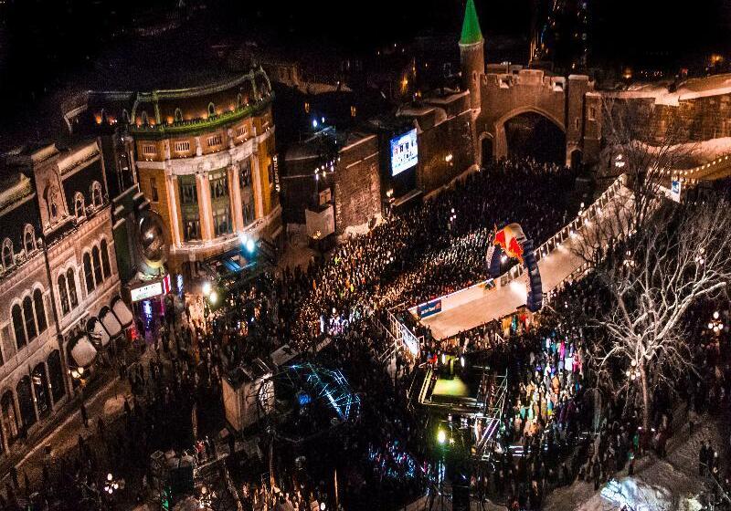 Отель Marriott Quebec City Downtown