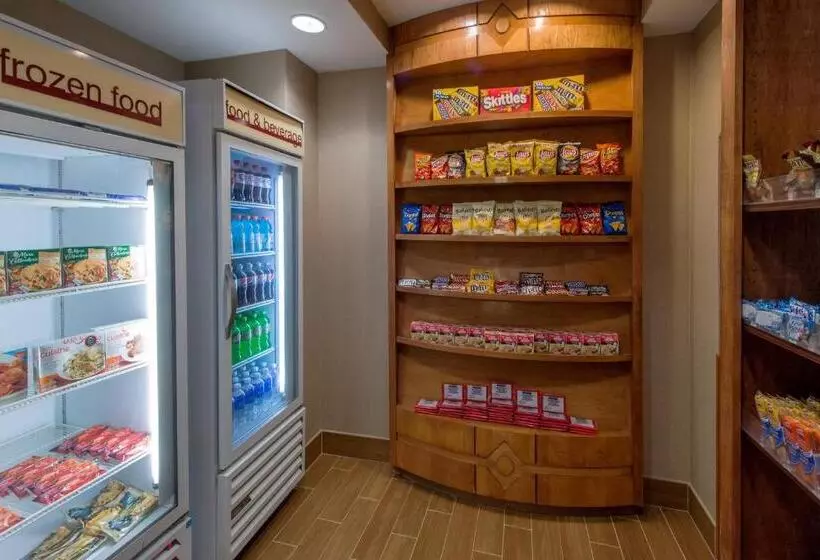 هتل Springhill Suites By Marriott Greensboro