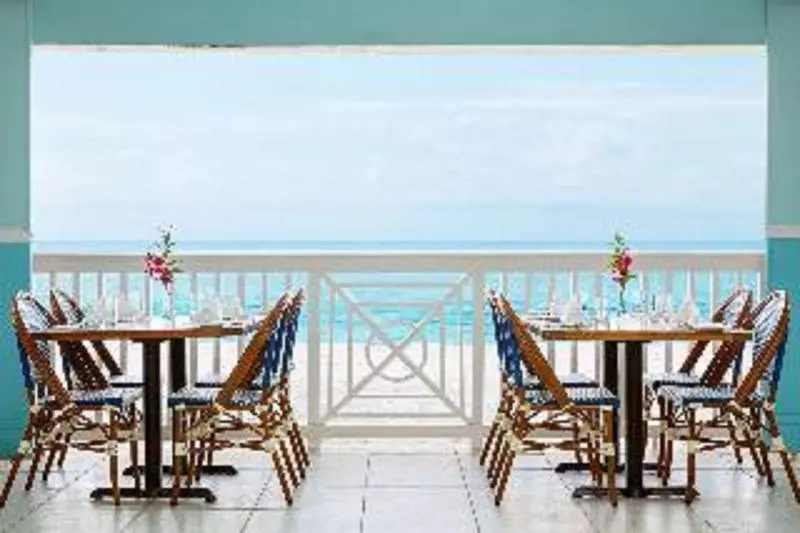 هتل Southernmost Beach Resort